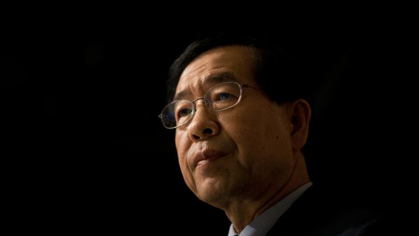 In this file photo taken on May 26, 2014 Seoul mayoral candidate Park Won-Soon attends an interview with AFP in Seoul. In this file photo taken on May 26, 2014 Seoul mayoral candidate Park Won-Soon attends an interview with AFP in Seoul. - Sputnik International