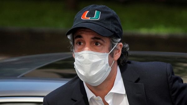 Michael Cohen, the former lawyer for U.S. President Donald Trump, arrives back at home after being released from prison during the outbreak of the coronavirus disease (COVID-19) in New York City, New York, U.S., May 21, 2020 - Sputnik International