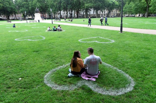 Hearts painted by a team of artists from Upfest are seen in the grass in Queen Square, following the coronavirus (COVID-19) outbreak, in Bristol, Britain 8 July 2020. Hearts painted by a team of artists from Upfest are seen in the grass in Queen Square, following the coronavirus (COVID-19) outbreak, in Bristol, Britain 8 July 2020. - Sputnik International
