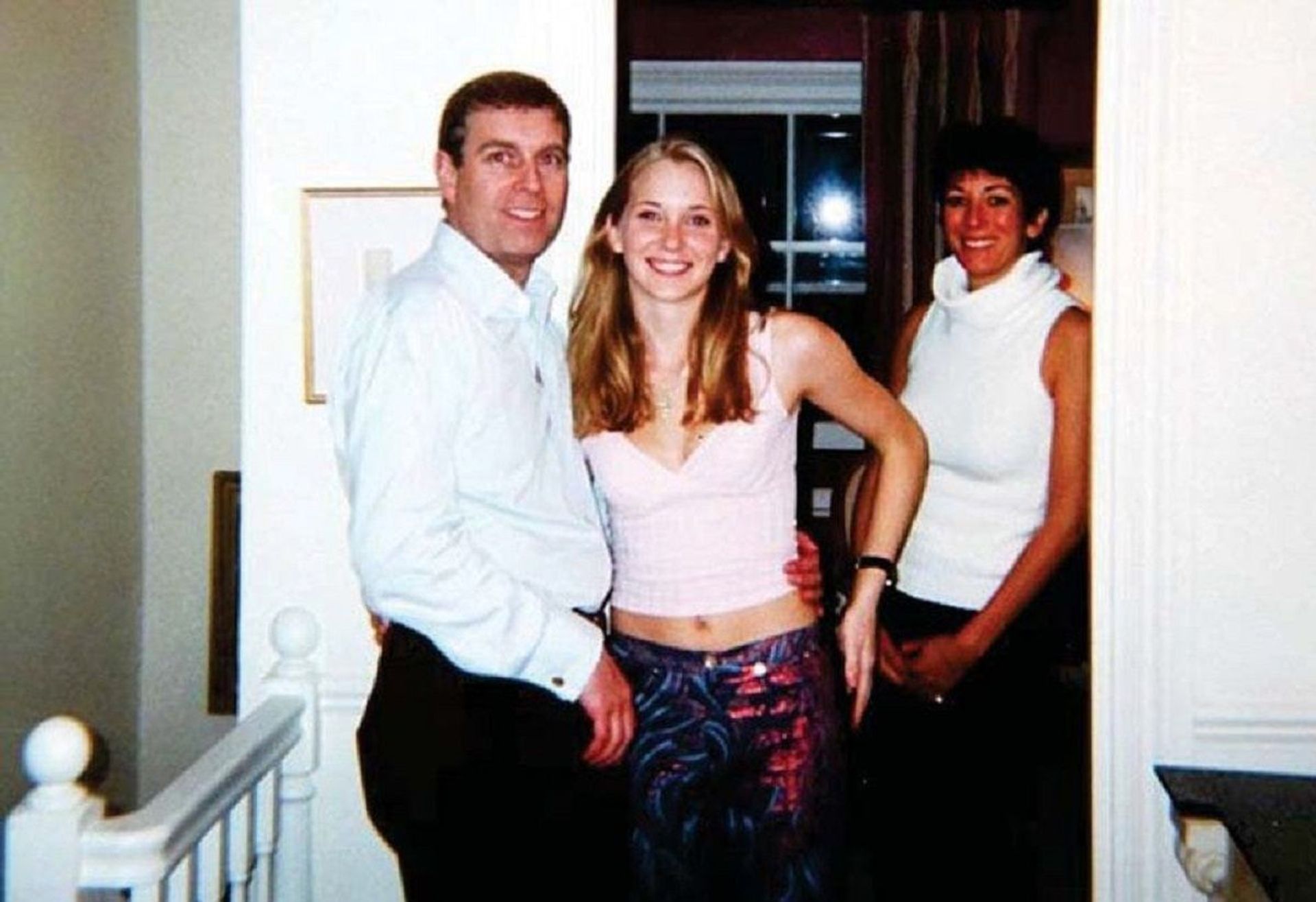 Prince Andrew’s Epstein Ties Allegedly Used as ‘Distraction’ to Keep Bill Clinton 'Out of the Frame’ Prince Andrew’s Epstein Ties Allegedly Used as ‘Distraction’ to Keep Bill Clinton 'Out of the Frame’ - Sputnik International, 1920, 16.06.2021