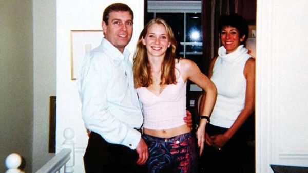 Prince Andrew, Virginia Roberts Giuffre, and Ghislaine Maxwell. This photo was included in an affidavit in which Giuffre alleged that she was directed to have sex with Andrew Prince Andrew, Virginia Roberts Giuffre, and Ghislaine Maxwell. This photo was included in an affidavit in which Giuffre alleged that she was directed to have sex with Andrew - Sputnik International