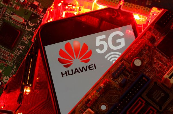 Huawei Reportedly Seeks Talks With London to Postpone Equipment Ban in UK Until 2025 Huawei Reportedly Seeks Talks With London to Postpone Equipment Ban in UK Until 2025 - Sputnik International