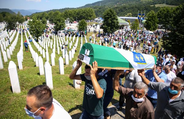 Declassified Documents Reveal Bill Clinton Sought to Appease Serbs After 1995 Srebrenica Massacre Declassified Documents Reveal Bill Clinton Sought to Appease Serbs After 1995 Srebrenica Massacre - Sputnik International