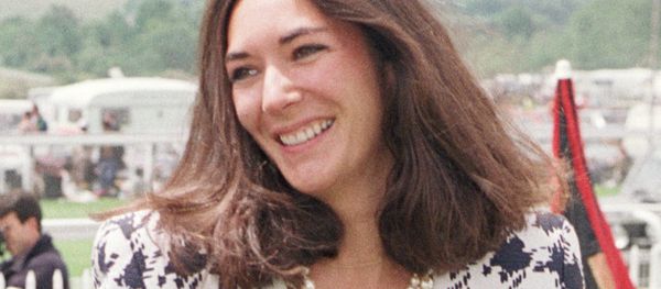 In this June 5, 1991 file photo, British socialite Ghislaine Maxwell arrives at Epsom Racecourse. The FBI said Thursday July 2, 2020, Ghislaine Maxwell, who was accused by many women of helping procure underage sex partners for Jeffrey Epstein, has been arrested in New Hampshire. - Sputnik International