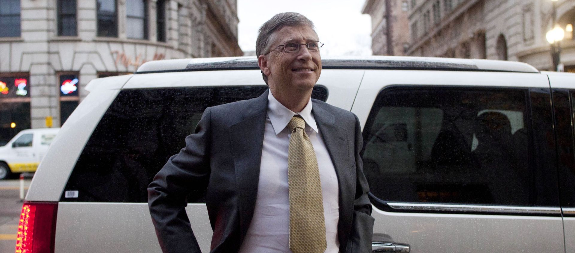Microsoft founder Bill Gates arrives at the Frank E. Moss federal courthouse in Salt Lake City, Monday, Nov. 21, 2011 Microsoft founder Bill Gates arrives at the Frank E. Moss federal courthouse in Salt Lake City, Monday, Nov. 21, 2011 - Sputnik International, 1920, 17.02.2021