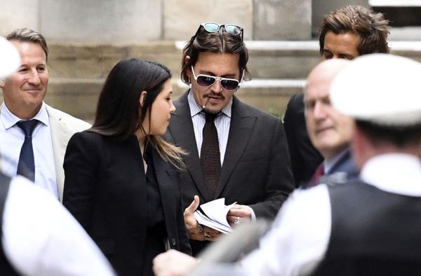 Amber Heard’s Ex-Aide Accuses Actress of 'Stealing' Her Own Sexual Assault Story for Her Own Benefit Amber Heard’s Ex-Aide Accuses Actress of 'Stealing' Her Own Sexual Assault Story for Her Own Benefit - Sputnik International