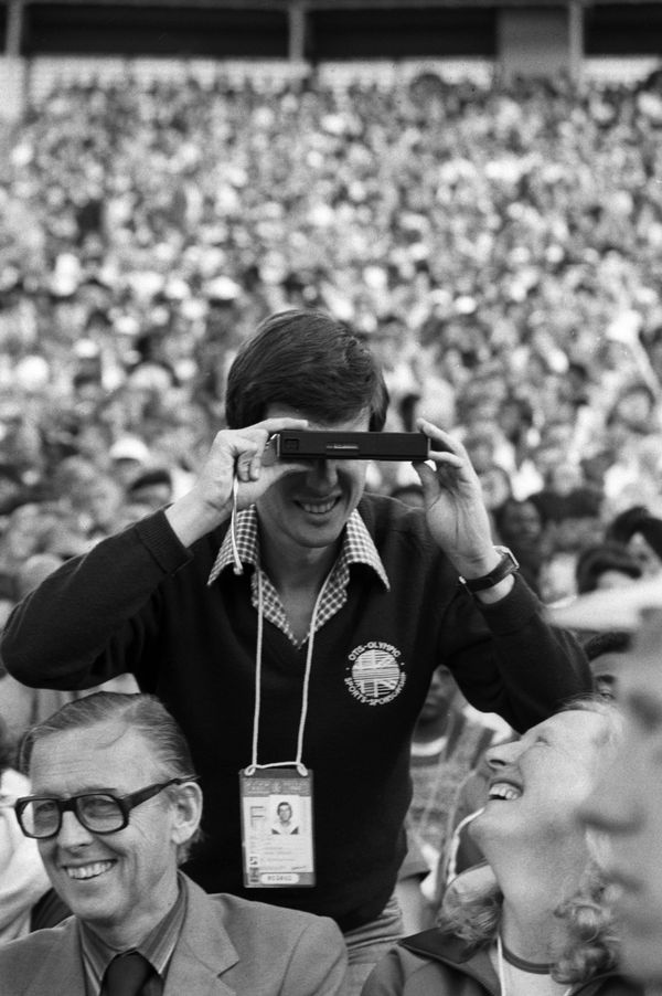 British track and field athlete Sebastian Coe is taking photos during the opening ceremony of the XXII Olympic Games - Sputnik International