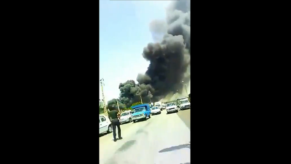 Fire at Factory, Iran - Sputnik International