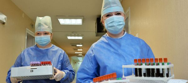 Medics in the Russian military hospital after coronavirus vaccine trials - Sputnik International
