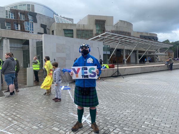Scottish Independence Movement Holds Rally in Front of Parliament in Edinburgh - Photos Scottish Independence Movement Holds Rally in Front of Parliament in Edinburgh - Photos - Sputnik International