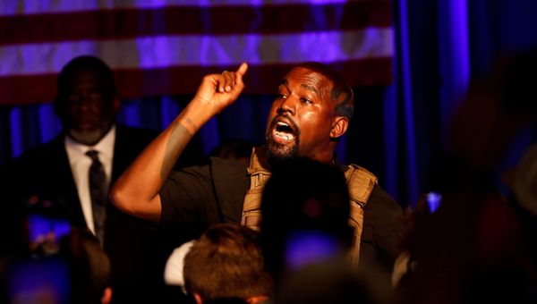 Rapper Kanye West holds his first rally in support of his presidential bid in North Charleston, South Carolina, U.S. July 19, 2020. - Sputnik International