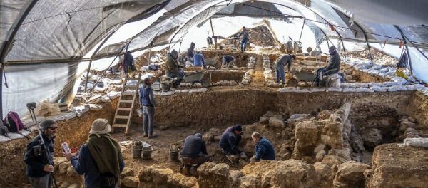 An Israel Antiquities Authority excavation on the slopes of the Jerusalem neighborhood of Arnona uncovered an administrative complex from 2,700 years ago An Israel Antiquities Authority excavation on the slopes of the Jerusalem neighborhood of Arnona uncovered an administrative complex from 2,700 years ago - Sputnik International