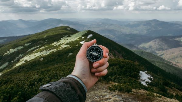 Compass Compass - Sputnik International