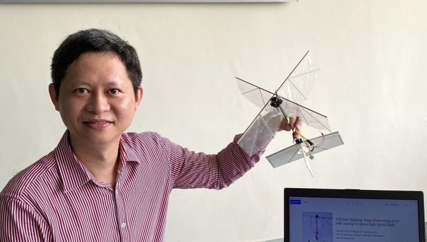 Mechanical engineer Associate Professor Gih-Keong Lau pictured with the drone prototype. Credit: National Chiao Tung University - Sputnik International