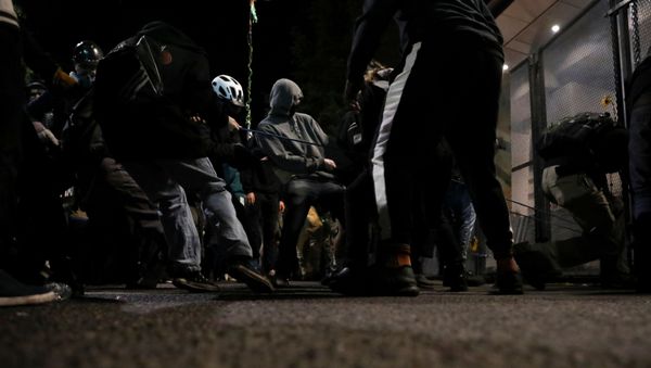 Protesters in Portland - Sputnik International
