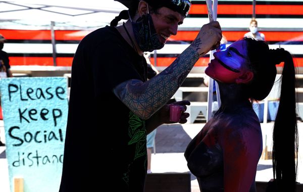 Luna Pandora gets her body painted during the 7th annual NYC Bodypainting Day in Times Square 24 July 2020. - Sputnik International