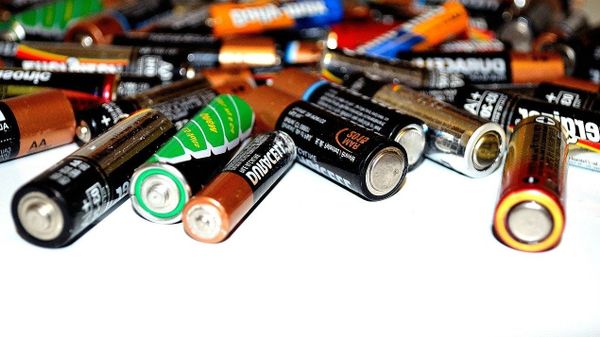 Lithium Batteries - Sputnik International
