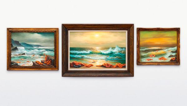 The ‘Mediterranean Sea View 2017’ triptych by anonymous England-based street artist Banksy. - Sputnik International