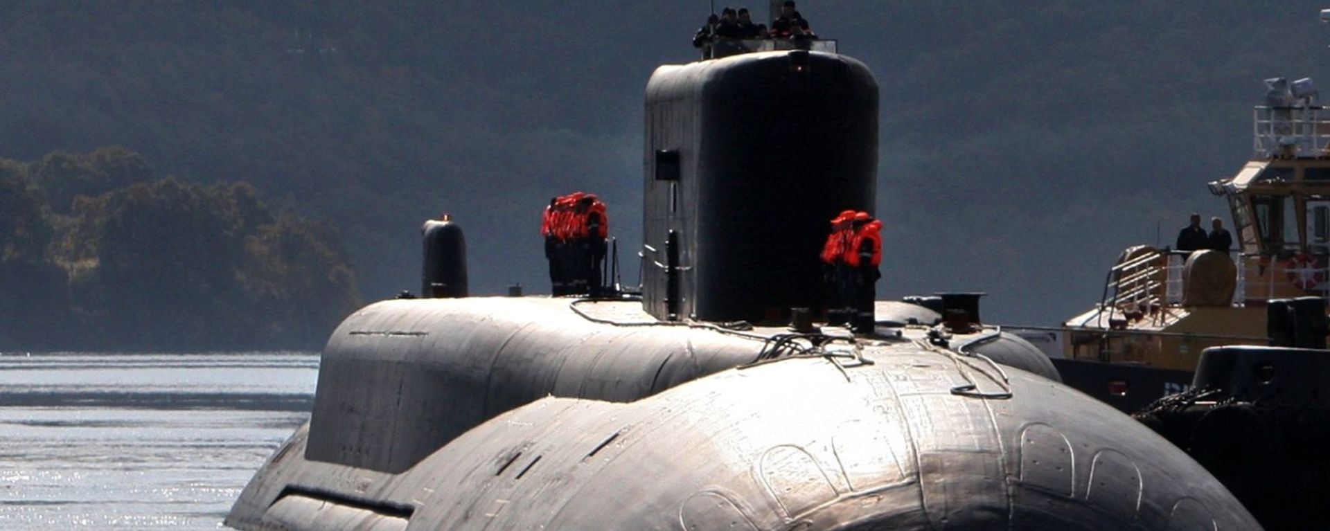 The Project 955 ballistic missile submarine Vladimir Monomakh of the Borei class has arrived for permanent deployment at Vilyuchinsk, a Russian naval base on Kamchatka Peninsula The Project 955 ballistic missile submarine Vladimir Monomakh of the Borei class has arrived for permanent deployment at Vilyuchinsk, a Russian naval base on Kamchatka Peninsula - Sputnik International, 1920, 30.07.2023