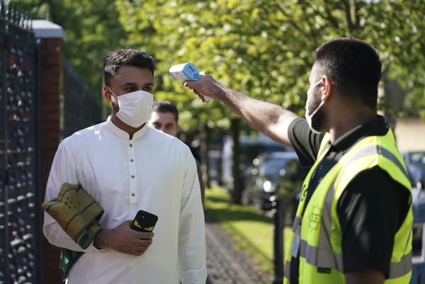Muslims Celebrate Eid al-Adha in Russia and Around Globe Despite Pandemic Muslims Celebrate Eid al-Adha in Russia and Around Globe Despite Pandemic - Sputnik International