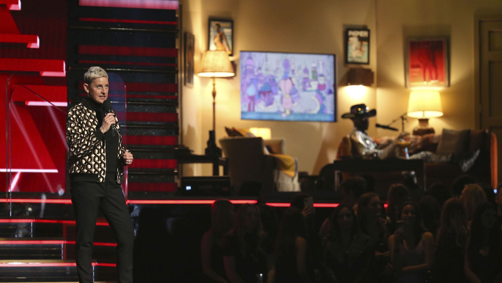 Ellen DeGeneres introduces a performance at the 62nd annual Grammy Awards on Sunday, 26 January 2020, in Los Angeles. Ellen DeGeneres introduces a performance at the 62nd annual Grammy Awards on Sunday, 26 January 2020, in Los Angeles. - Sputnik International, 1920, 22.04.2021