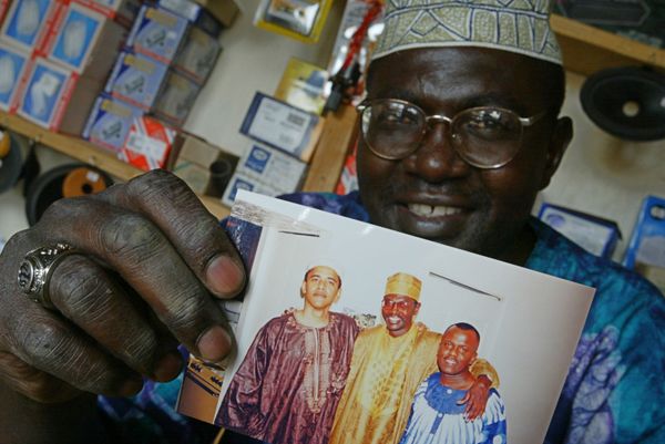 Obama’s Half-Brother Says Ex-US President ‘Wants People to Worship’ Him - Sputnik International