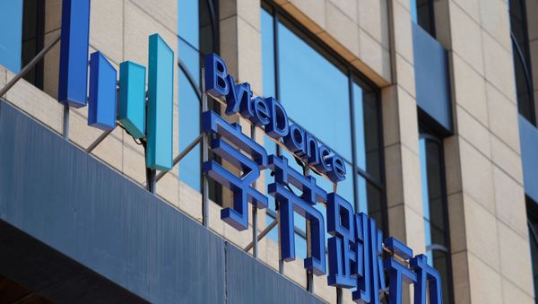 The logo of Bytedance, the China-based company which owns the short video app TikTok, or Douyin, is seen at its office in Beijing, China July 7, 2020 The logo of Bytedance, the China-based company which owns the short video app TikTok, or Douyin, is seen at its office in Beijing, China July 7, 2020 - Sputnik International