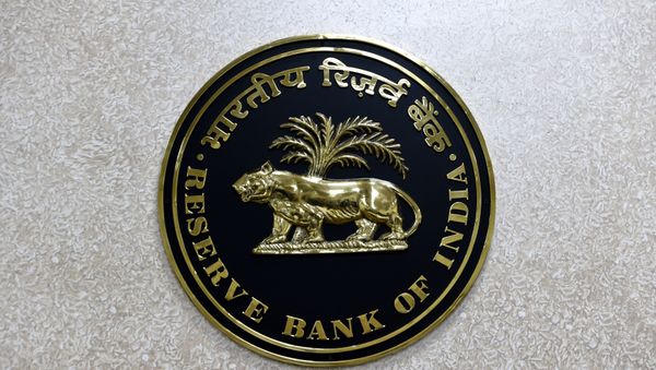The Reserve Bank of India (RBI) logo is displayed on a wall inside the Reserve Bank of India in New Delhi on July 8, 2019. - Sputnik International