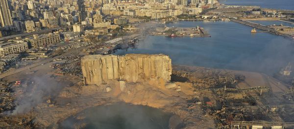 A drone picture shows the scene of an explosion that hit the seaport of Beirut, Lebanon, Wednesday, Aug. 5, 2020. A drone picture shows the scene of an explosion that hit the seaport of Beirut, Lebanon, Wednesday, Aug. 5, 2020. - Sputnik International
