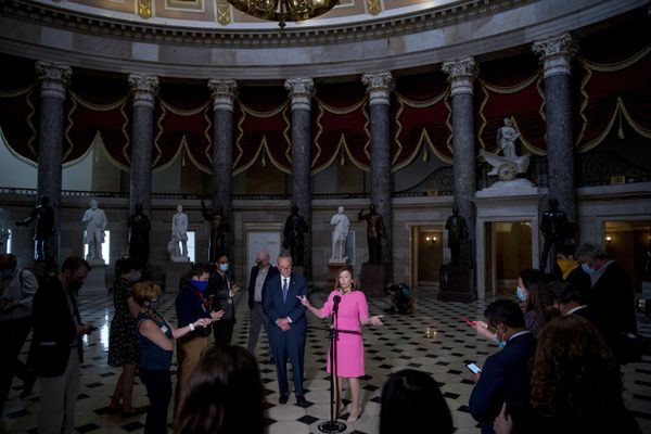 Why Clinton & Pelosi's Plan to Blame Russia for US Capitol Riots Will Never Fly - Sputnik International