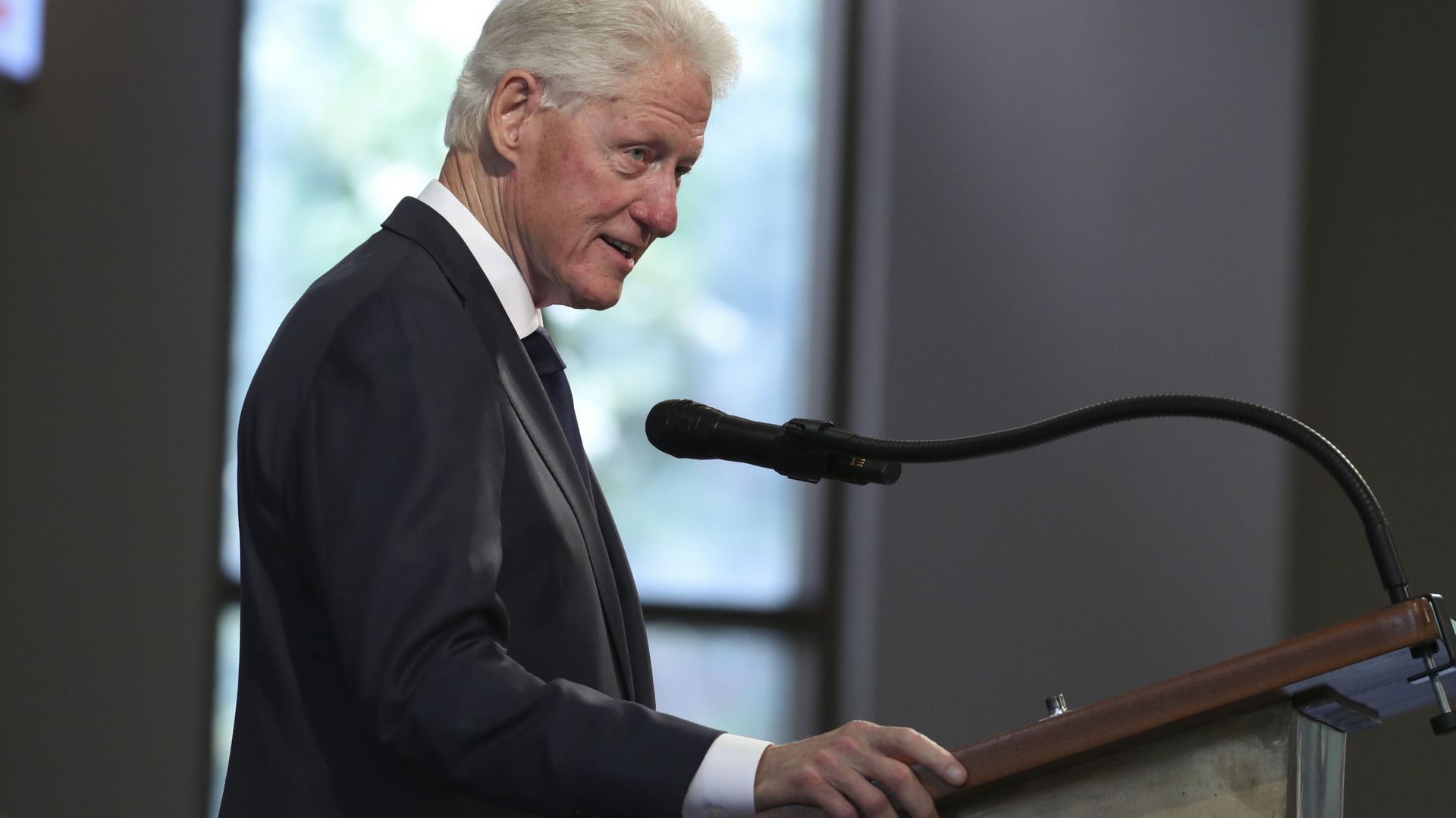 Former President Bill Clinton speaks during the funeral service for the late Rep. John Lewis, D-Ga., at Ebenezer Baptist Church in Atlanta, 30 July 2020. Former President Bill Clinton speaks during the funeral service for the late Rep. John Lewis, D-Ga., at Ebenezer Baptist Church in Atlanta, 30 July 2020. - Sputnik International, 1920, 01.07.2021