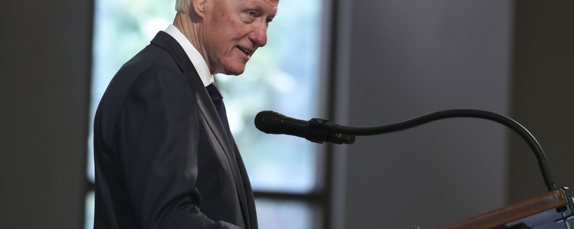 Former President Bill Clinton speaks during the funeral service for the late Rep. John Lewis, D-Ga., at Ebenezer Baptist Church in Atlanta, Thursday, July 30, 2020. - Sputnik International, 1920, 12.03.2022