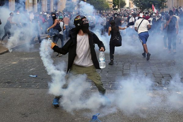 Protests in Lebanon Will Continue Unless New Gov't Will be Independent of Old Elites, Analysts Say Protests in Lebanon Will Continue Unless New Gov't Will be Independent of Old Elites, Analysts Say - Sputnik International