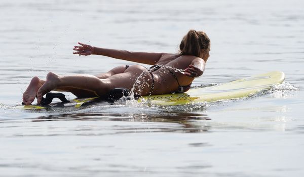 Summer in Siberia? Yoga in Bikini on Sup-Boards! - Sputnik International