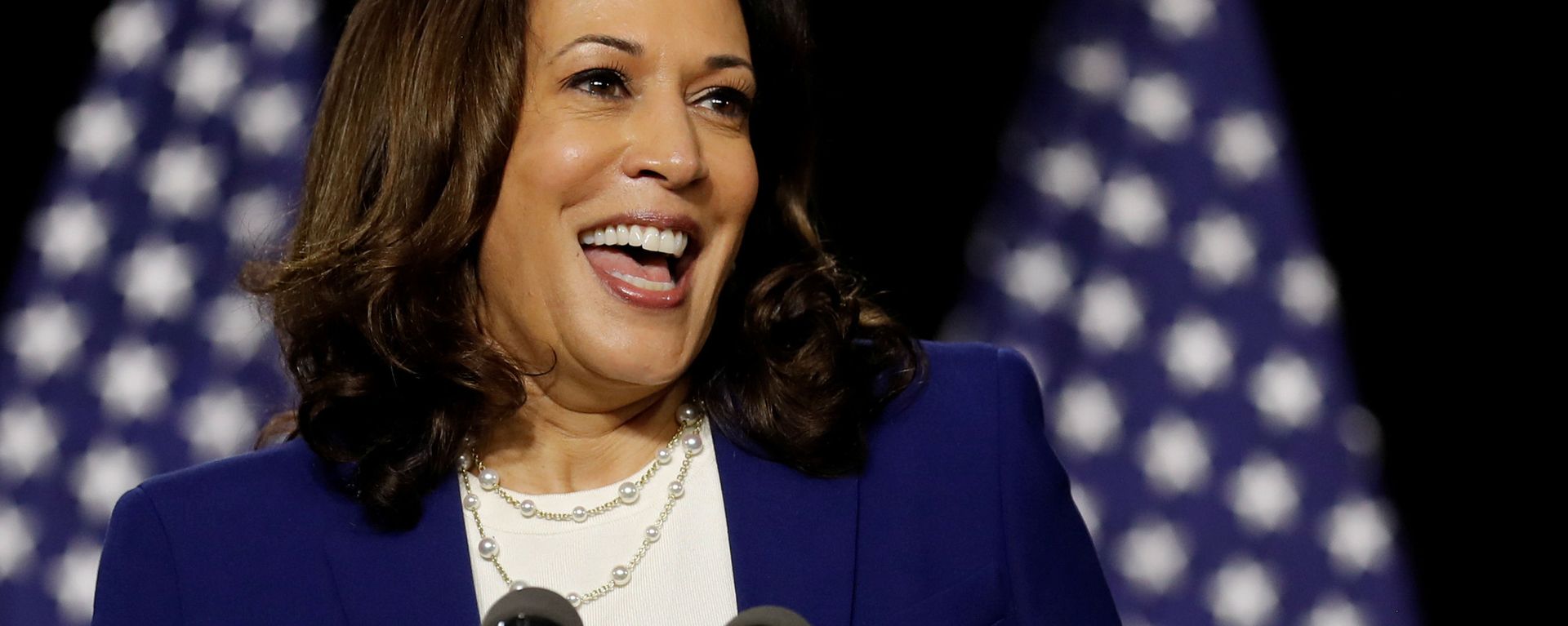 Democratic vice presidential candidate Senator Kamala Harris speaks at a campaign event, on her first joint appearance with presidential candidate and former Vice President Joe Biden after being named by Biden as his running mate, at Alexis Dupont High School in Wilmington, Delaware, U.S., August 12, 2020 Democratic vice presidential candidate Senator Kamala Harris speaks at a campaign event, on her first joint appearance with presidential candidate and former Vice President Joe Biden after being named by Biden as his running mate, at Alexis Dupont High School in Wilmington, Delaware, U.S., August 12, 2020 - Sputnik International, 1920, 22.08.2020