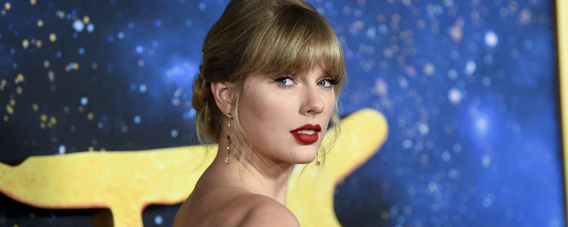 Singer-actress Taylor Swift attends the world premiere of Cats at Alice Tully Hall on Monday, Dec. 16, 2019, in New York Singer-actress Taylor Swift attends the world premiere of Cats at Alice Tully Hall on Monday, Dec. 16, 2019, in New York - Sputnik International, 1920, 03.12.2022