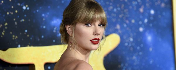 Singer-actress Taylor Swift attends the world premiere of Cats at Alice Tully Hall on Monday, Dec. 16, 2019, in New York Singer-actress Taylor Swift attends the world premiere of Cats at Alice Tully Hall on Monday, Dec. 16, 2019, in New York - Sputnik International
