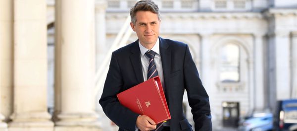 FILE PHOTO: Britain's Secretary of State for Education Gavin Williamson arrives at the Foreign and Commonwealth Office (FCO), ahead of a cabinet meeting to be held at the FCO, for the first time since the COVID-19 lockdown in London, Britain July 21, 2020. FILE PHOTO: Britain's Secretary of State for Education Gavin Williamson arrives at the Foreign and Commonwealth Office (FCO), ahead of a cabinet meeting to be held at the FCO, for the first time since the COVID-19 lockdown in London, Britain July 21, 2020. - Sputnik International
