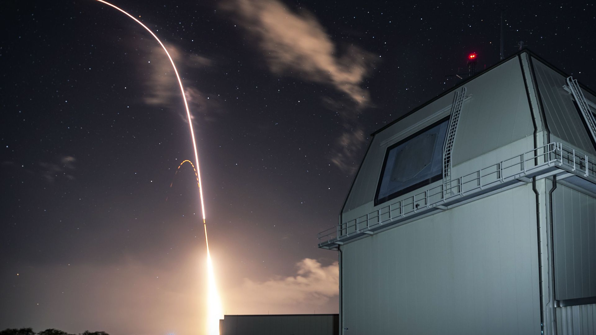 This Monday, Dec. 10, 2018, file photo provided by the U.S. Missile Defense Agency (MDA) shows the launch of the U.S. military's land-based Aegis missile defense testing system, that later intercepted an intermediate range ballistic missile, from the Pacific Missile Range Facility on the island of Kauai in Hawaii. This Monday, Dec. 10, 2018, file photo provided by the U.S. Missile Defense Agency (MDA) shows the launch of the U.S. military's land-based Aegis missile defense testing system, that later intercepted an intermediate range ballistic missile, from the Pacific Missile Range Facility on the island of Kauai in Hawaii. - Sputnik International, 1920, 05.04.2021