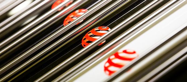 Red Dot Trophies - Sputnik International