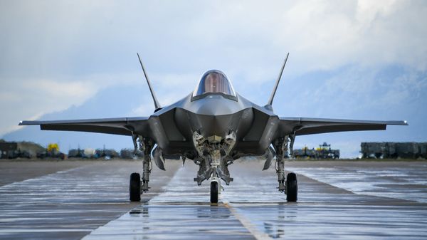 Finland Receives Green Light to Purchase US F-35, F-18 Amid Ongoing Fighter Jet Competition Finland Receives Green Light to Purchase US F-35, F-18 Amid Ongoing Fighter Jet Competition - Sputnik International