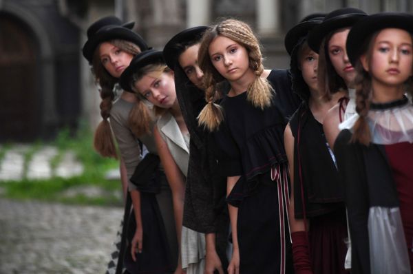 Children take part in the Cinema Fashion project at the Mosfilm studio in Moscow on 14 August 2020. - Sputnik International