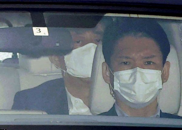 Speculations on Japanese Prime Minister Abe's Health Issues Cast Shadow on Tenure Record Speculations on Japanese Prime Minister Abe's Health Issues Cast Shadow on Tenure Record - Sputnik International