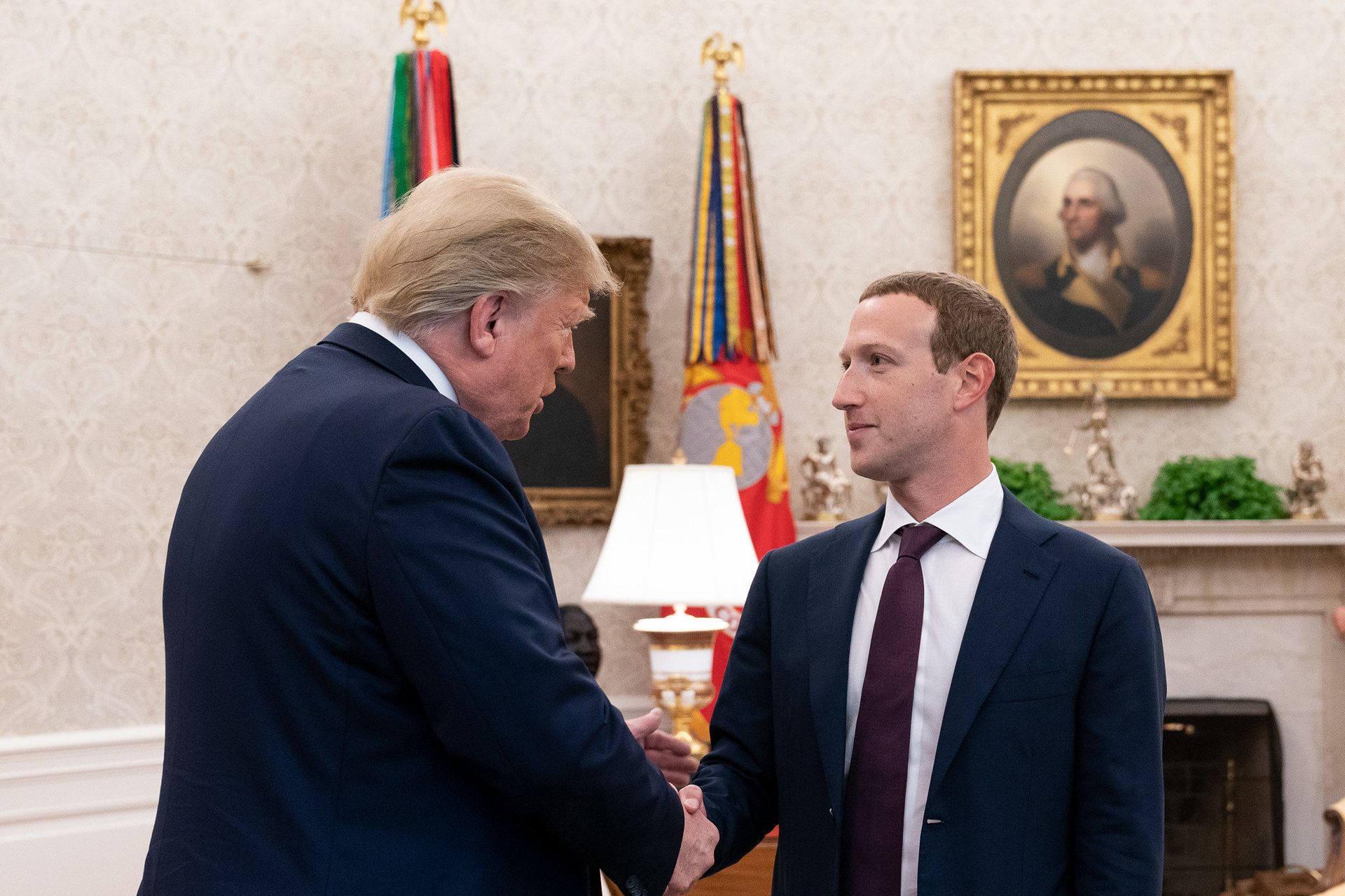 Trump Calls Bitcoin a ‘Scam,’ Slams Zuckerberg’s ‘Crap,’ Hints at Replacement for Pence in 2024 Run Trump Calls Bitcoin a ‘Scam,’ Slams Zuckerberg’s ‘Crap,’ Hints at Replacement for Pence in 2024 Run - Sputnik International, 1920, 07.06.2021