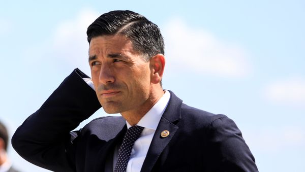 U.S. Secretary of Homeland Security Chad Wolf arrives with as U.S. President Donald Trump to participate in an Iowa disaster recovery briefing following last week's severe windstorm, at the Eastern Iowa Airport in Cedar Rapids, Iowa, U.S., August 18, 2020. - Sputnik International