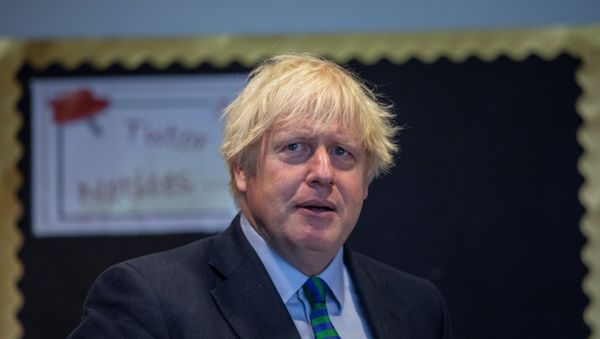 Britain's Prime Minister Boris Johnson visits Castle Rock school on the pupil's first day back to school, in Coalville, Britain August 26, 2020. Britain's Prime Minister Boris Johnson visits Castle Rock school on the pupil's first day back to school, in Coalville, Britain August 26, 2020. - Sputnik International