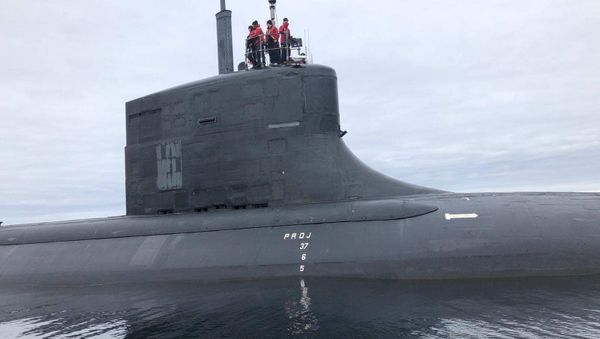 The Seawolf-class fast attack submarine USS Seawolf (SSN 21) conducts a brief stop for personnel in the Norwegian Sea off the coast of Tromso, Norway, Aug. 21, 2020. - Sputnik International