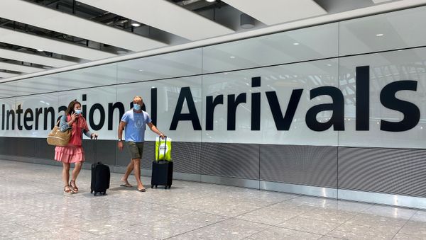 Passengers from international flights arrive at Heathrow Airport, following the outbreak of the coronavirus disease (COVID-19), London, Britain, July 29, 2020 Passengers from international flights arrive at Heathrow Airport, following the outbreak of the coronavirus disease (COVID-19), London, Britain, July 29, 2020 - Sputnik International