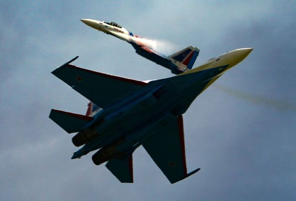 Su-35C jets of the Russian Knights aerobatic team perform a demonstration flight at the Army-2020 forum outside Moscow. Su-35C jets of the Russian Knights aerobatic team perform a demonstration flight at the Army-2020 forum outside Moscow. - Sputnik International