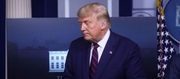US President Donald Trump steps away from the podium for White House economic adviser Larry Kudlow to speak during a news conference at the White House in Washington, U.S., September 4, 2020. US President Donald Trump steps away from the podium for White House economic adviser Larry Kudlow to speak during a news conference at the White House in Washington, U.S., September 4, 2020. - Sputnik International